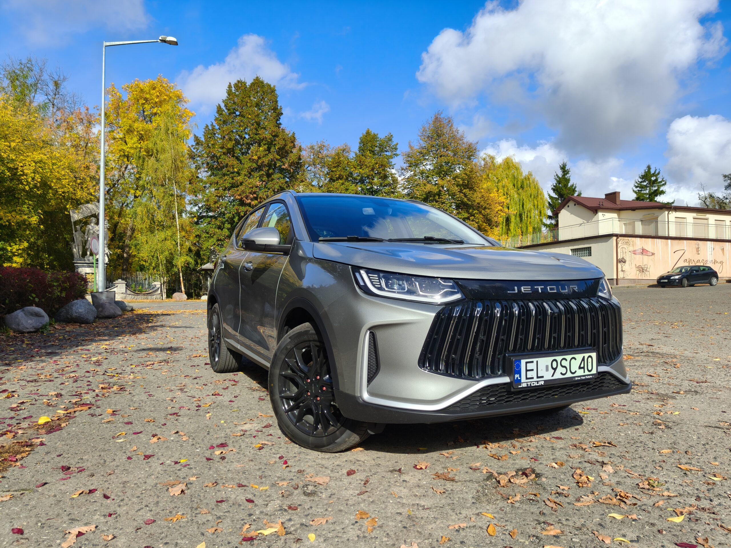 Jetour X50 (fot. Przemysław Garczyński / V10.pl)