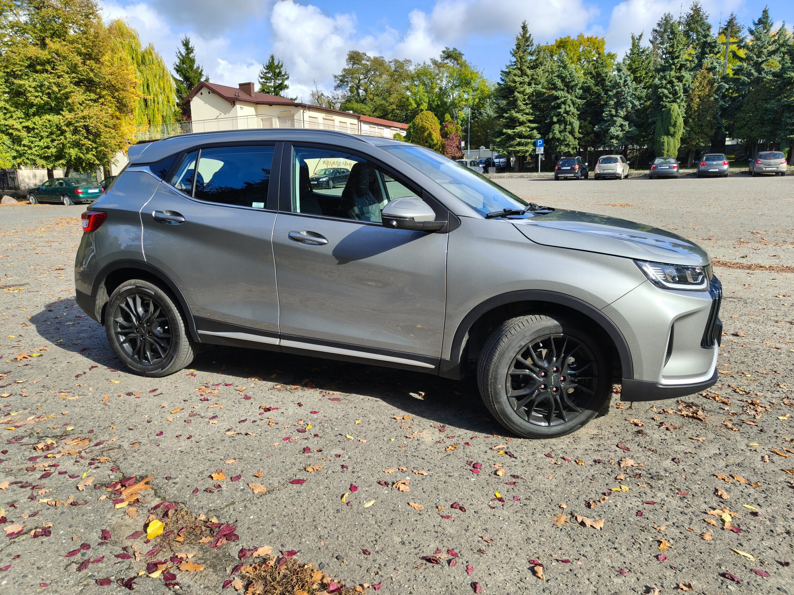 Jetour X50 (fot. Przemysław Garczyński / V10.pl)