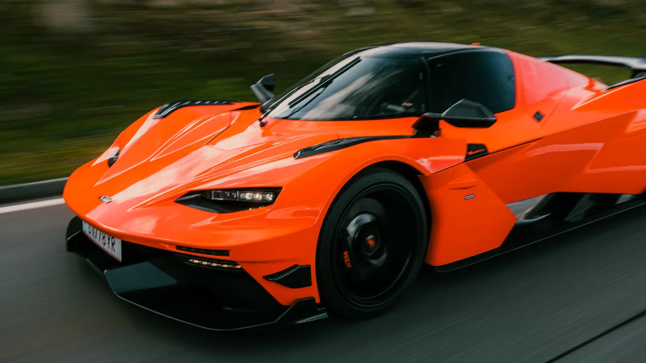 KTM X-Bow GT-XR Spyder (fot. KTM)