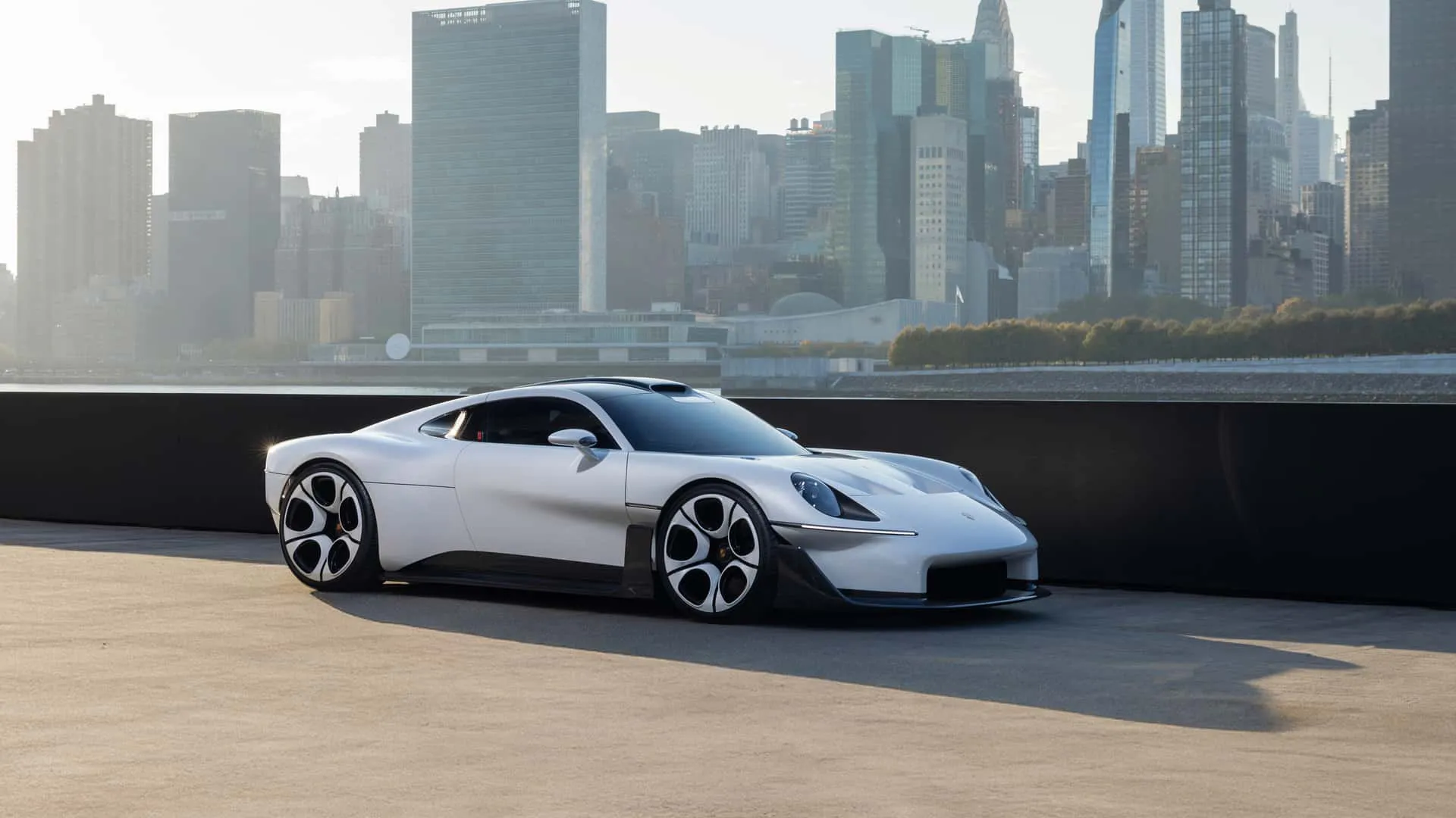 Porsche Mission S (fot. Porsche)